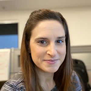 Meet your Posher, Dana